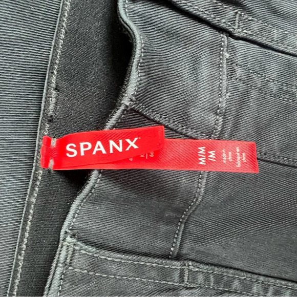 NWT Spanx Twill Ankle Cargo High Rise Pant Stretch Grey Size M Washed Black - Picture 10 of 11